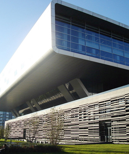 國(guó)家圖書館不銹鋼煙囪安裝